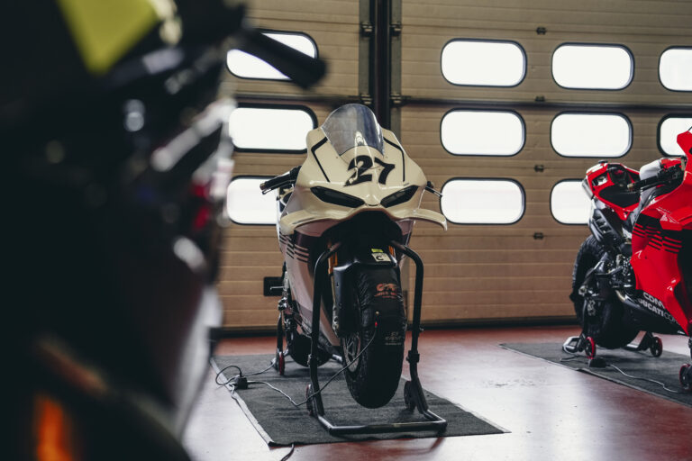 homepage moto 3
